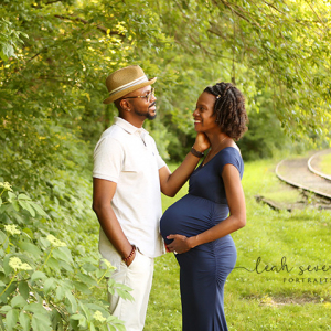 maternity photographer carmel in outdoor