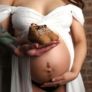 best-maternity-photographer-indianapolis-zyra-3