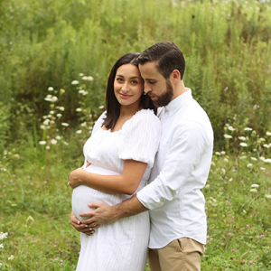 outdoor-pregnancy-photos-carmel-indiana-2