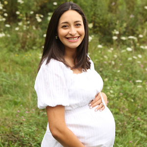 outdoor-pregnancy-photoshoot-carmel-in-2