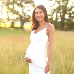 outdoor-pregnancy-portraits-indianapolis-2