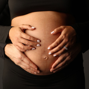 studio-maternity-photos-carmel-indiana-1