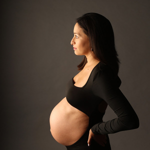 studio-maternity-photos-carmel-indiana-2