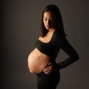 studio-maternity-photos-carmel-indiana-3