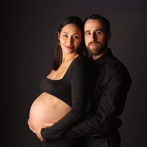 studio-pregnancy-photoshoot-carmel-indiana-2