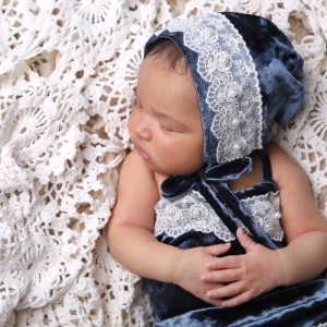 newborn-baby-photo-carmel-indiana