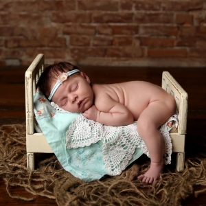 newborn-photographer-indianapolis-zoey-scarlett-2