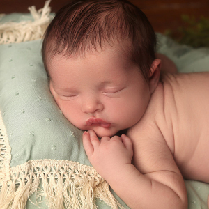newborn-photography-carmel-in-1