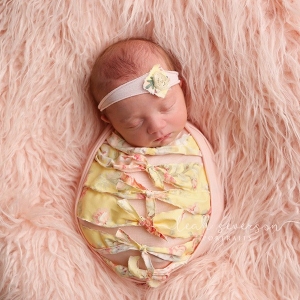 newborn-photography-props-tuckwraps-17