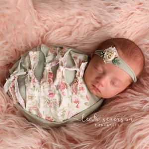 newborn-photography-props-tuckwraps-18