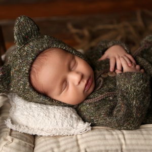 newborn-photoshoot-carmel-indiana-maverick-3
