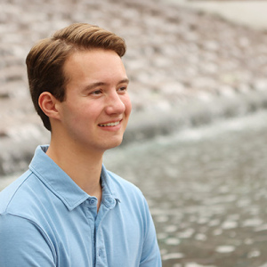 senior-pictures-andrew-carmel-indiana-1