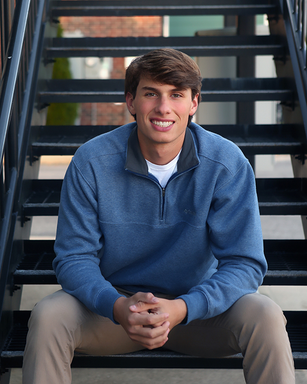 boy senior pictures outdoor carmel indiana