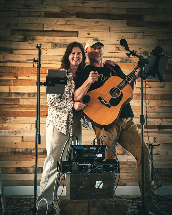 Acoustic musicians indianapolis Todd and Leah Severson Forget the Name Band