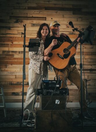 Acoustic musicians indianapolis Todd and Leah Severson Forget the Name Band